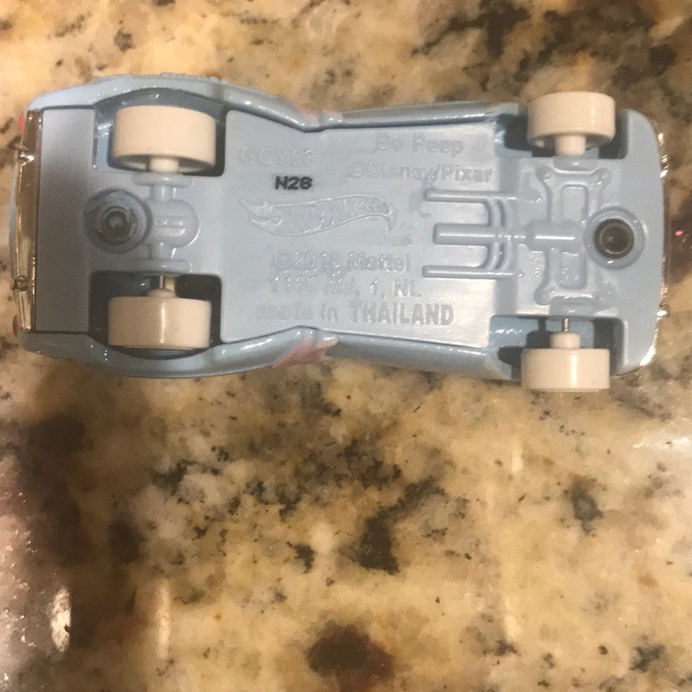 Near mint condition little bo peep toy story hot wheels car 2018 toy story four - Picture 5 of 5